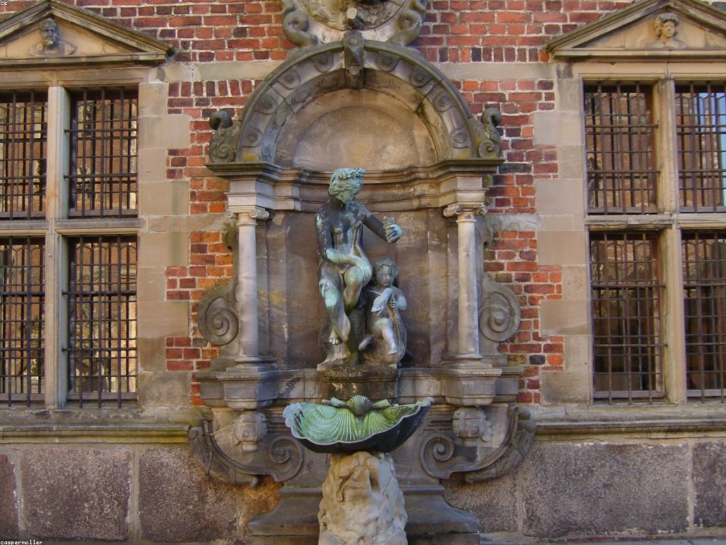 ការបង្កើតហ្គេមស្លុត: គន្លឹះ និងការបង្ហាញ