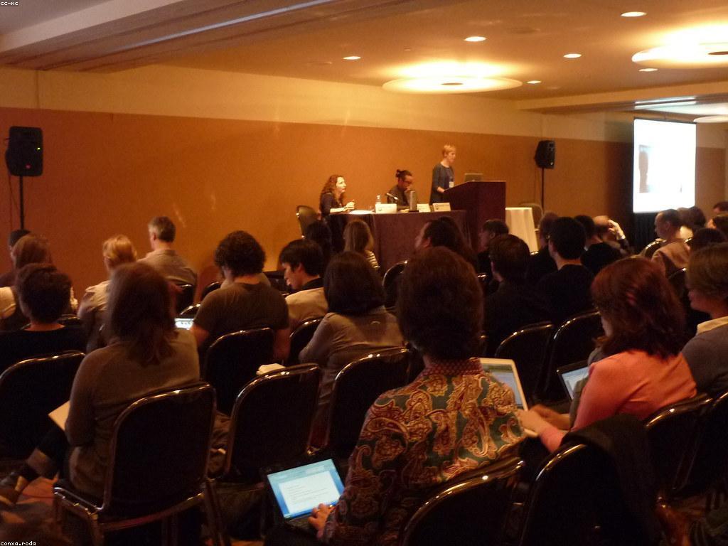 យុទ្ធសាស្ត្រនៃការពិនិត្យស្លុតថ្មី